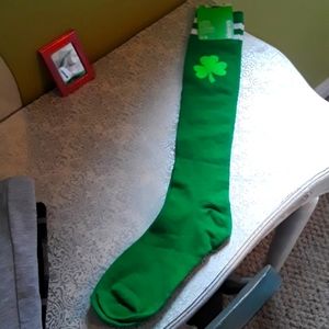 New ST. PADDYS long green socks